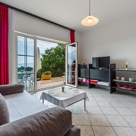 Apartments Claudia Šmrika Eksteriør billede